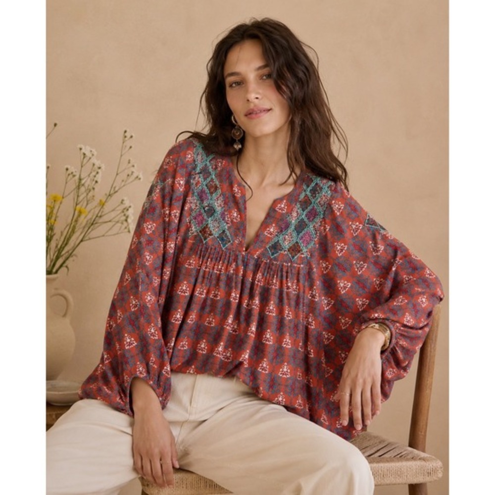 2/$30 Feathers by Tolani Sundance Blouse Sz S Red‎ Boho Bat Sleeve Embroidered